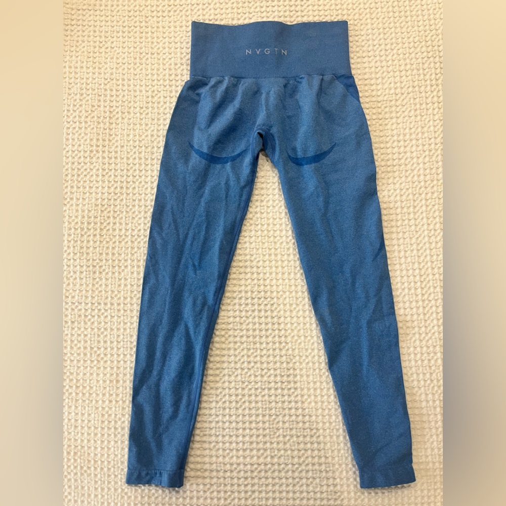 NVGTN seamless contour leggings size - S, sky blue